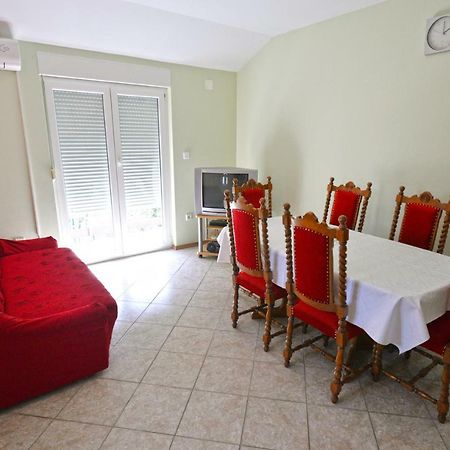 Apartmani Sime Betina  Luaran gambar