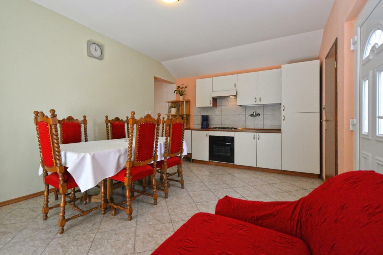 Apartmani Sime Betina  Luaran gambar