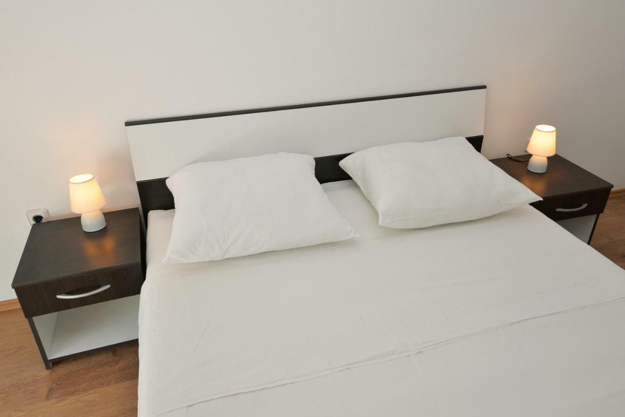 Apartmani Sime Betina  Luaran gambar